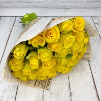 Букет из 31 желтой розы