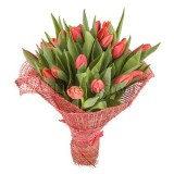 Букет из 21 красных тюльпанов